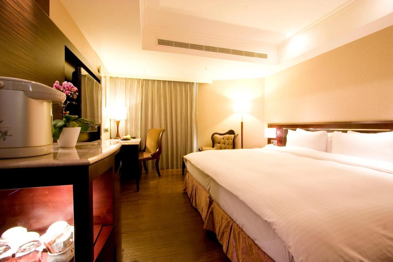 Taichung Charming City Hotel Exterior foto