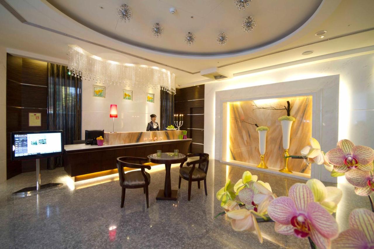 Taichung Charming City Hotel Exterior foto